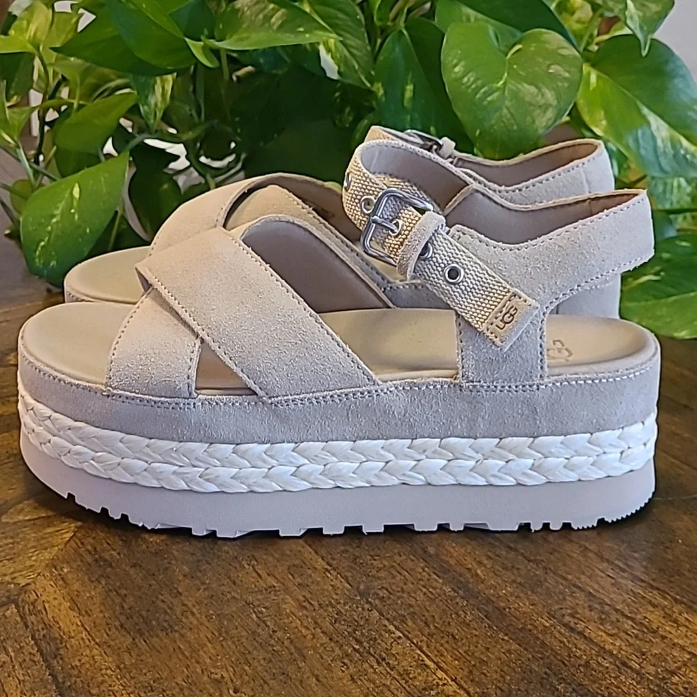 UGG Aubrey Platform sandals